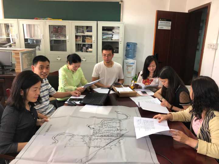 成人影视片