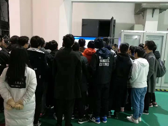 成人影视片