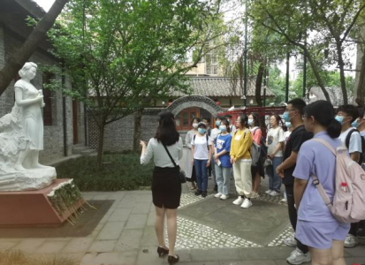 成人影视片