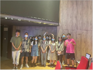 成人影视片