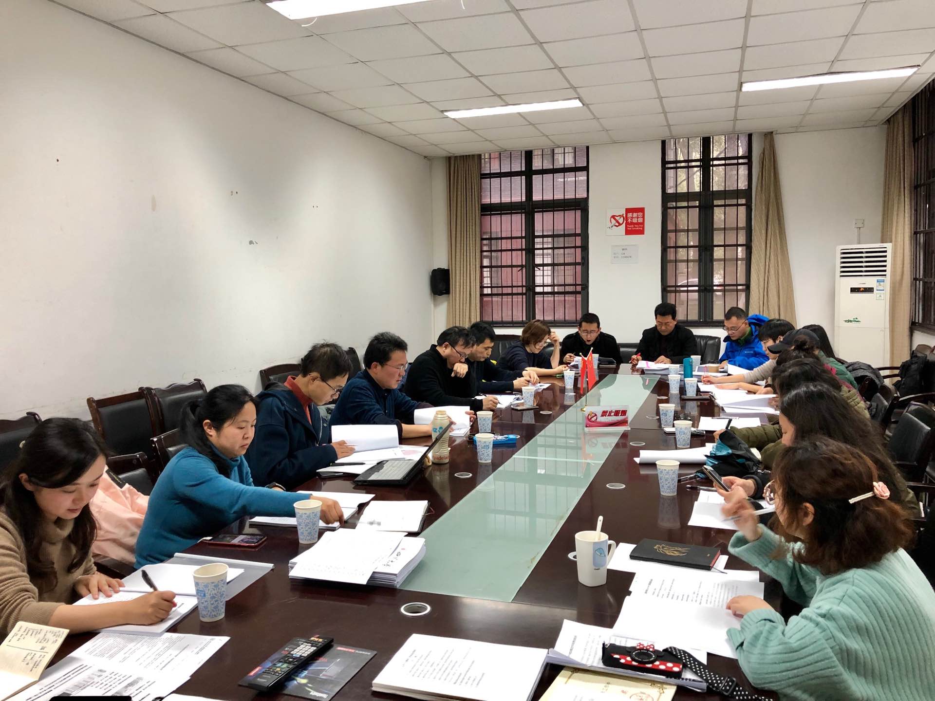 成人影视片